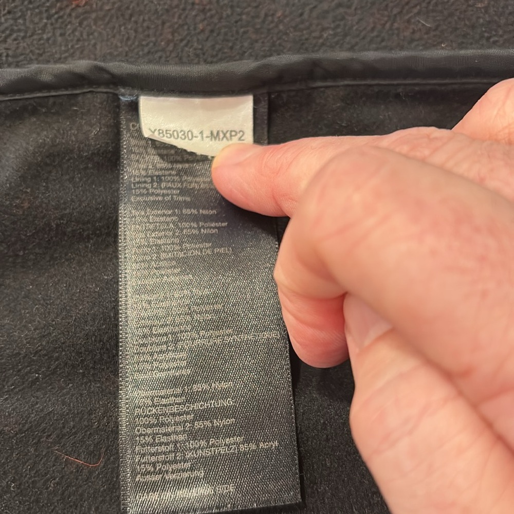 Marmot Vest, Women’s Medium - Picture 9 of 10